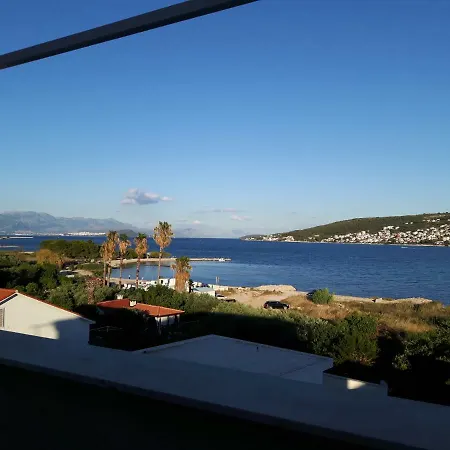 Nika * Trogir